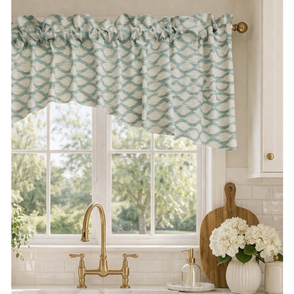 NEW SCALLOPED VALANCE FULLY LINED 99" X 17" KELLY RIPA HOME FABRIC